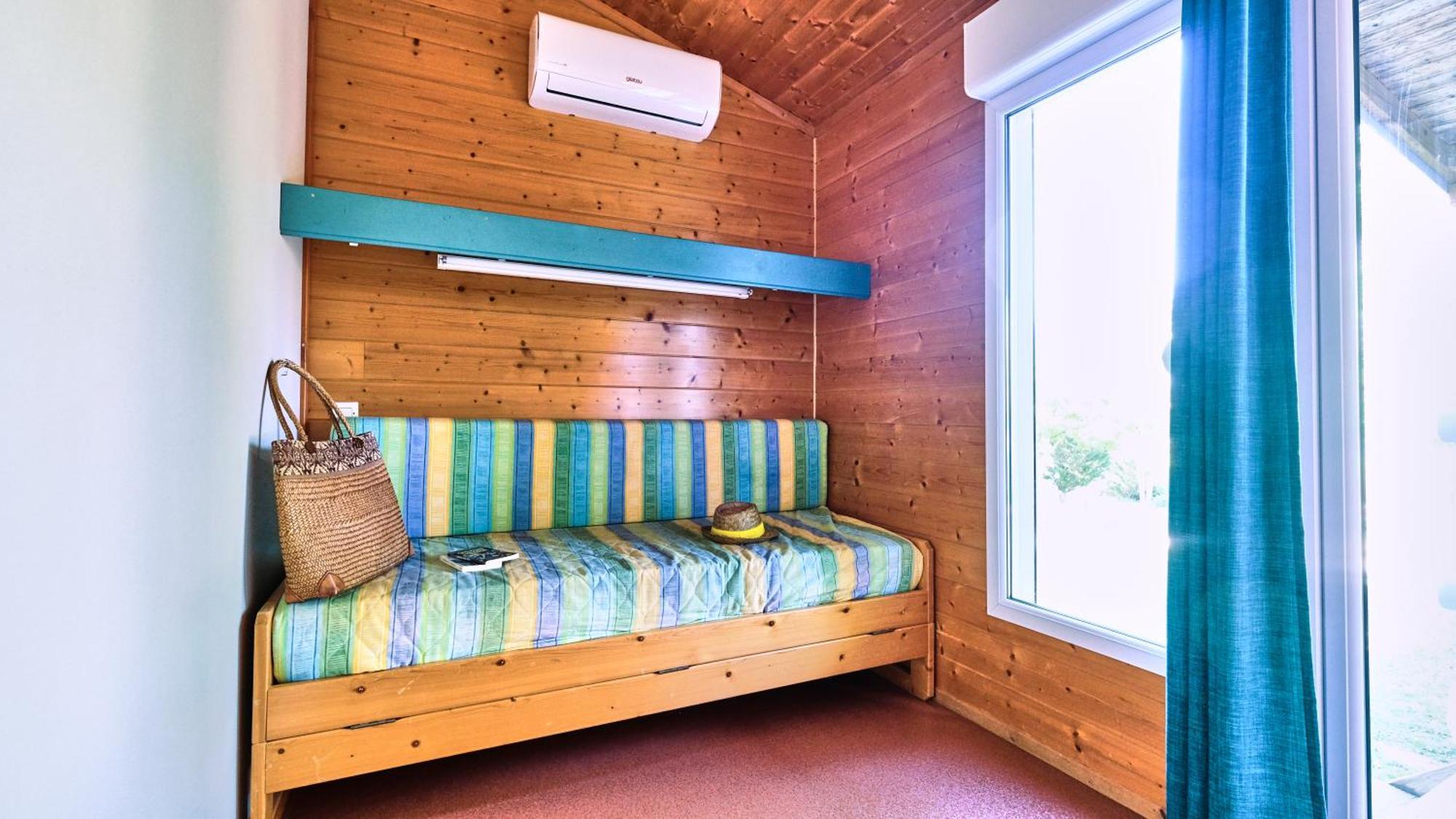 Camping Le Couriou Recoubeau-Jansac Екстер'єр фото