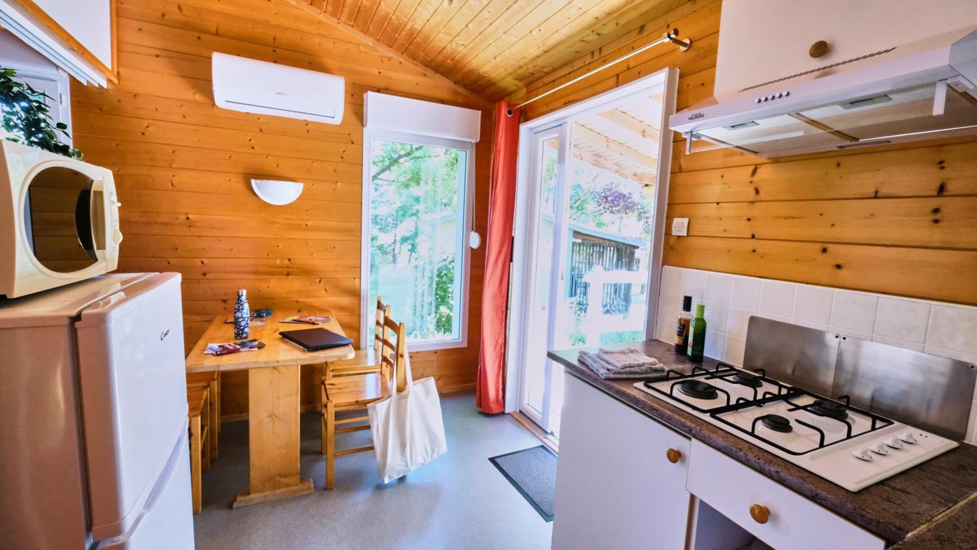 Camping Le Couriou Recoubeau-Jansac Екстер'єр фото