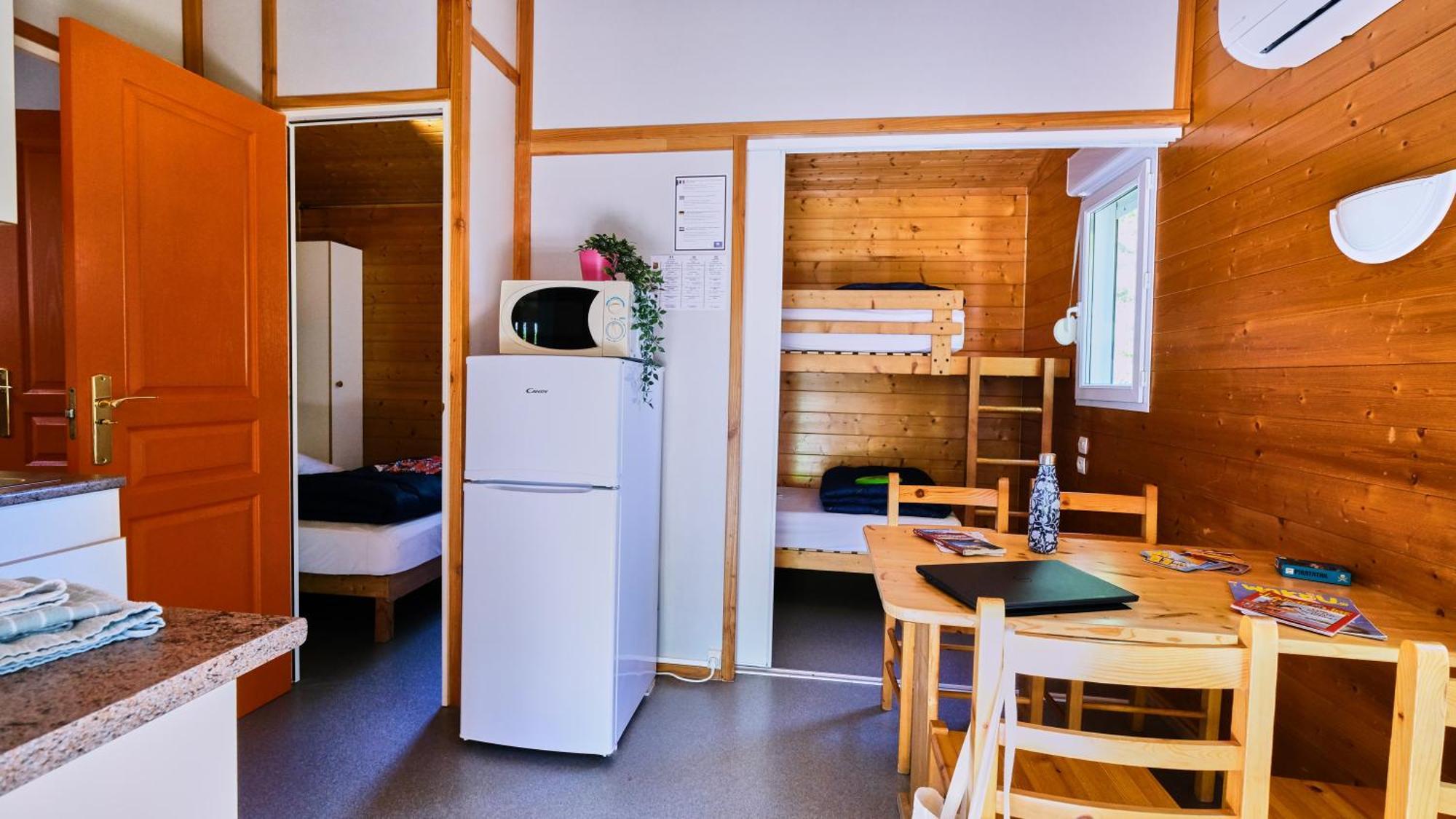 Camping Le Couriou Recoubeau-Jansac Екстер'єр фото